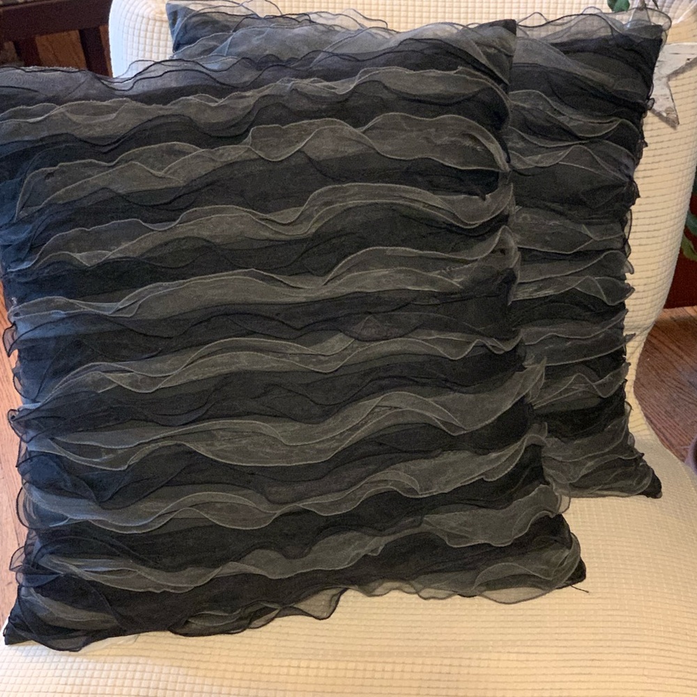 Black and Gray Ruffled Throw Pillows 2